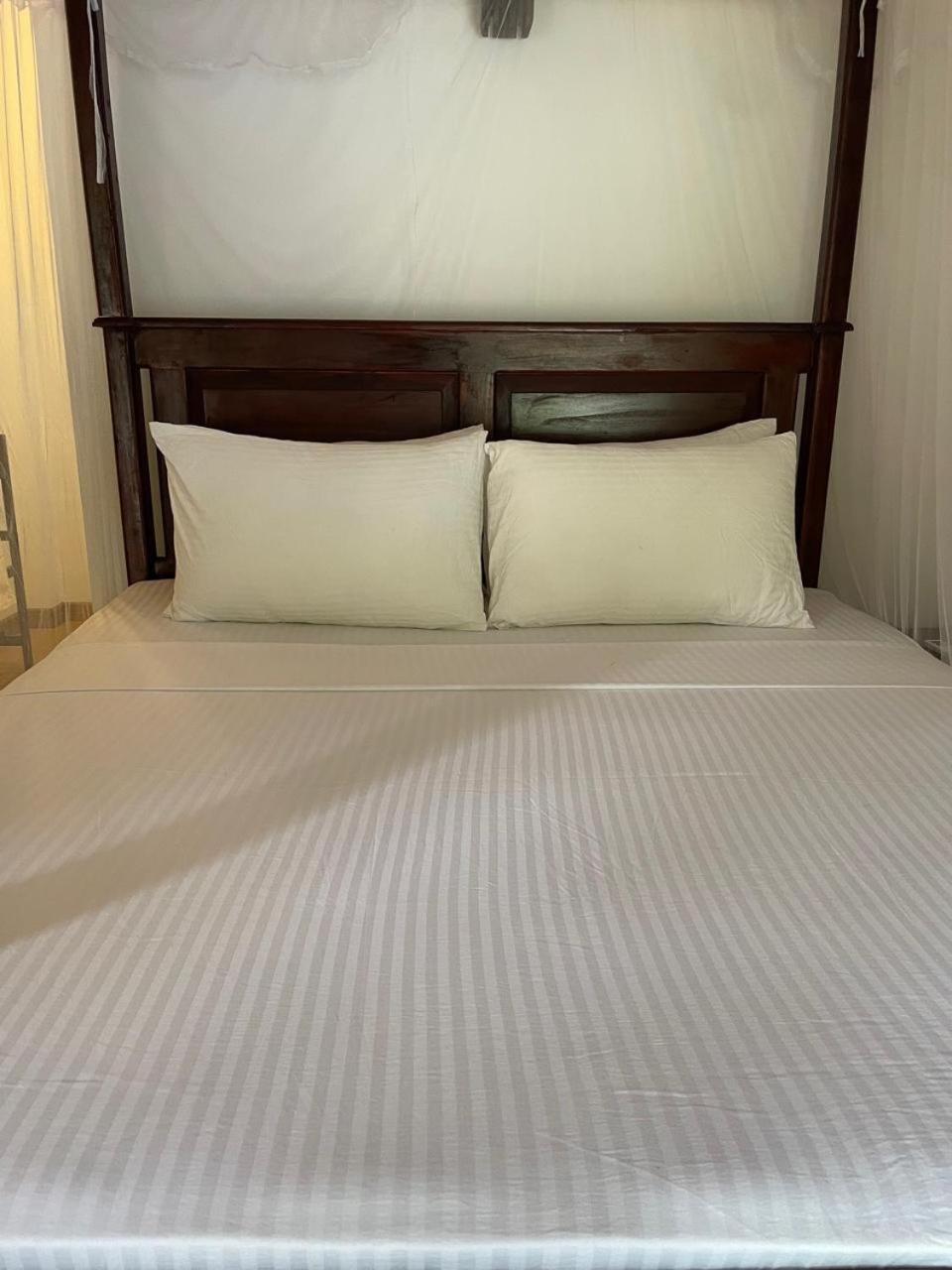 Edward'S Bungalow 탕갈레 외부 사진